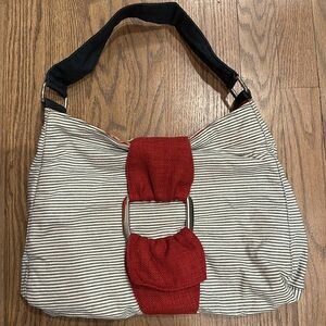 Custom made reversible fabric purse by 1154 Lill Studio.